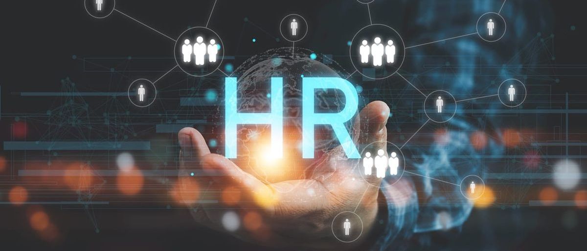 HR na godziny czy zewnętrzny dyrektor HR – czego naprawdę potrzebuje rosnąca firma?